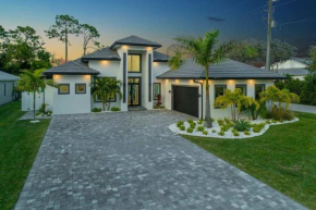 Blue Diamond Beach Home